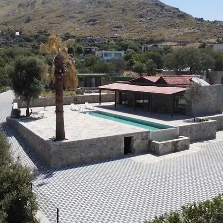 Villa Guemuesluek Uemit