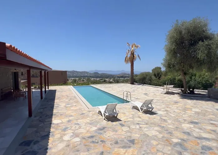 Guemuesluek Uemit Villa Bodrum