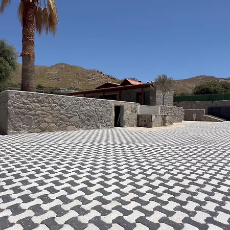 Guemuesluek Uemit * Bodrum